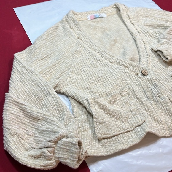 FP Beach TEXTURED KNIT cropped sweater button up cardigan pockets puff sleeve S - Picture 6 of 16